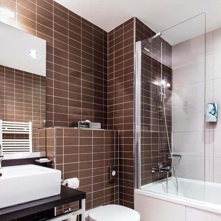 Disneyland Deluxe flat, outside pool, Climatisation, 1 min to Disney Parks - Deluxe Studio - 2
