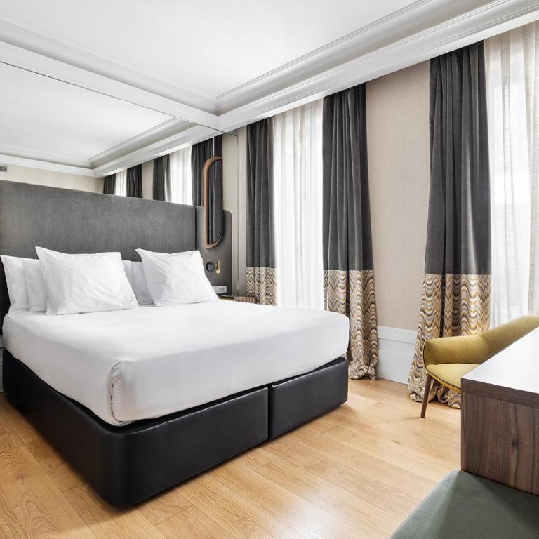 One Shot Recoletos - Standard Double or Twin Room - 11