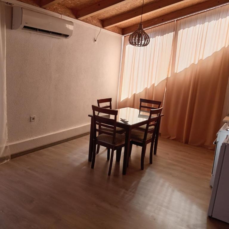 Borov Apartment - Dvokrevetna Soba sa Bračnim Krevetom /2 Zasebna Kreveta i Sopstvenim Kupatilom - 7