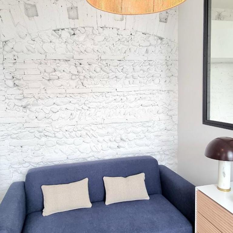 Grand studio avec terrasse - Gare - Metro - Wifi - Apartment mit 1 Schlafzimmer - 7