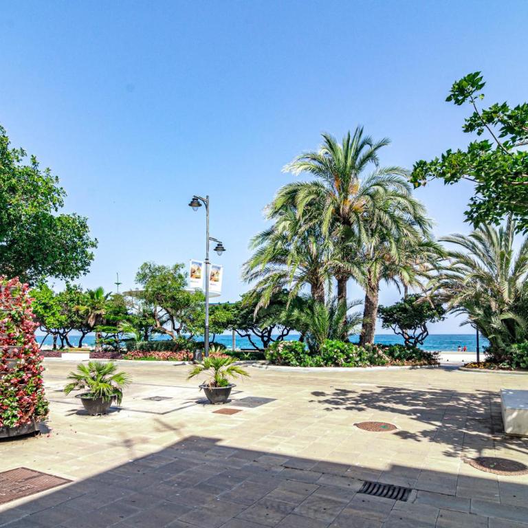 LE2C- Modern New-Build Apartment near the Beach - Apartamento - 63