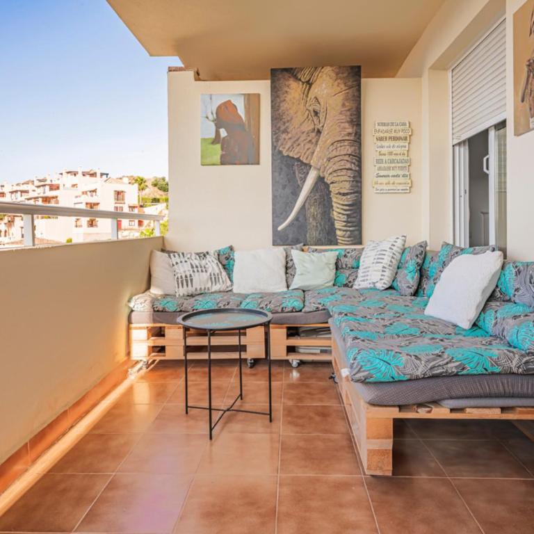 Panoramic Seaview Escape - Tranquility, AC & Pool - Apartamento de 2 dormitorios - 4