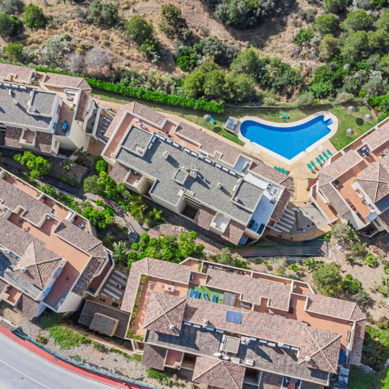 Panoramic Seaview Escape - Tranquility, AC & Pool - Apartamento de 2 dormitorios - 22