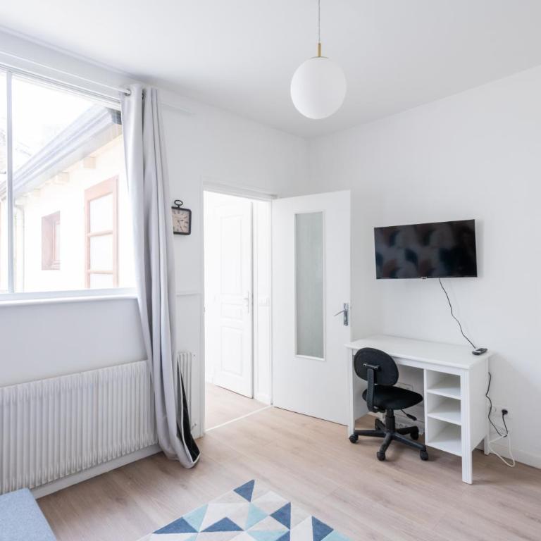 Studio tout équipé proche centre ville & gare - Apartamento de 2 dormitorios - 10