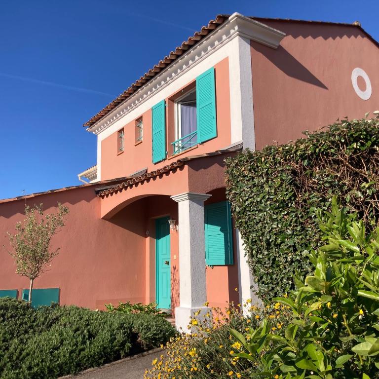Villa climatisée calme avec piscine partagée Saint AYGULF/FREJUS - Villa 3 Chambres - 6