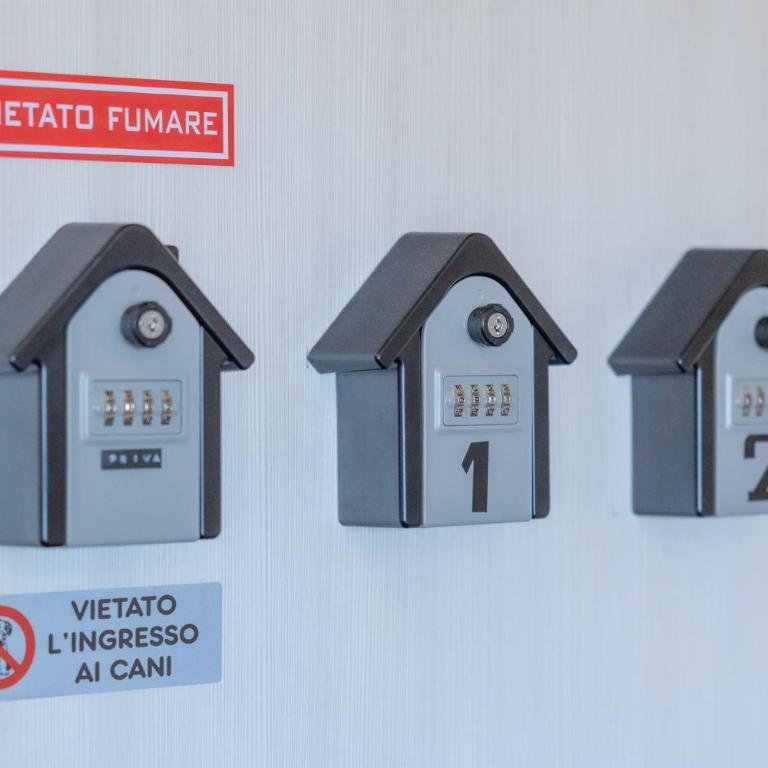 The House Room AEROPORTO FIUMICINO - Camera Matrimoniale con Bagno Privato - 16