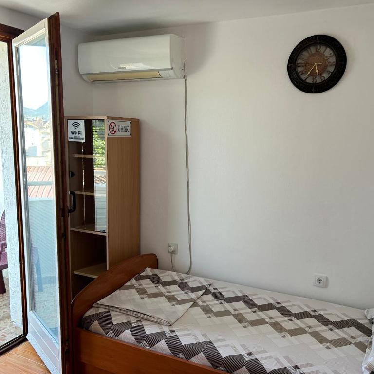 Apartments Jankovic - Single Room with Terrace - 3