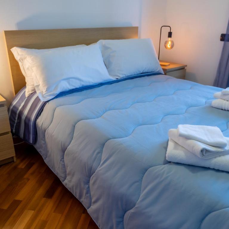 The House Room AEROPORTO FIUMICINO - Camera Matrimoniale con Bagno Privato - 1