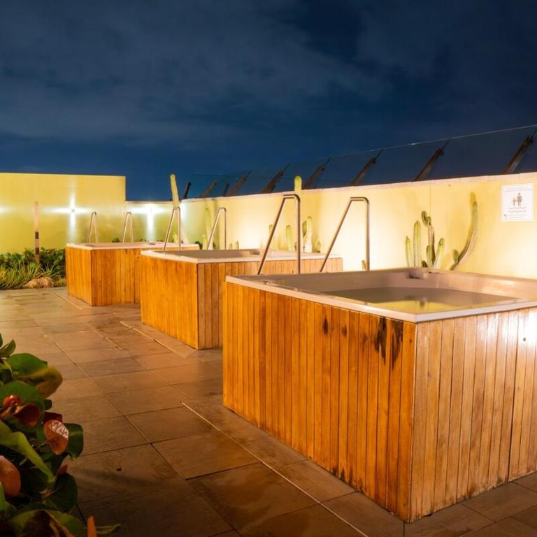 Disfruta el espectáculo de la bahía - One-Bedroom Apartment - 5