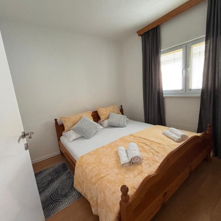 Horizont Bihać - Two-Bedroom Apartment - 3