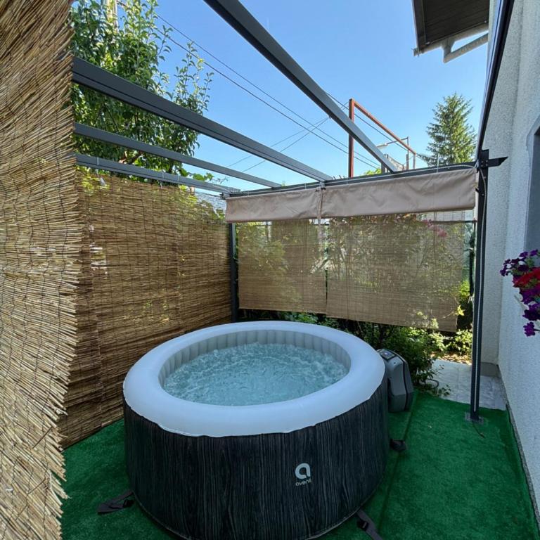 Horizont Bihać - Two-Bedroom Apartment - 11