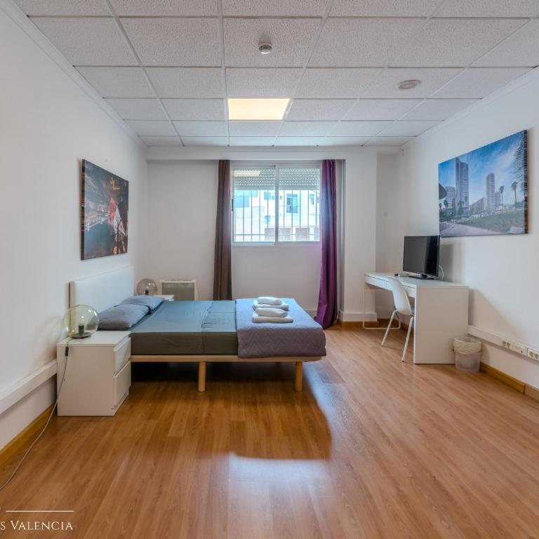 Suites Rooms Valencia - Double Room with Private External Bathroom - 8