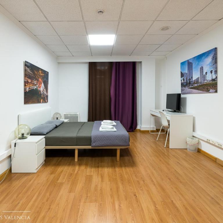 Suites Rooms Valencia - Double Room with Private External Bathroom - 7