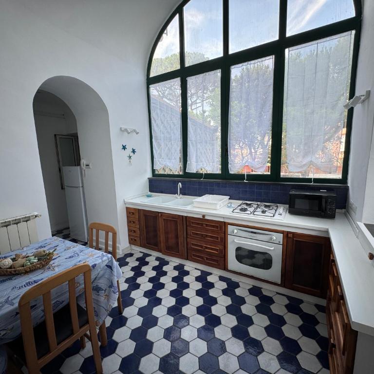 Maison Vittoria - Camera Familiare con Terrazza - 17