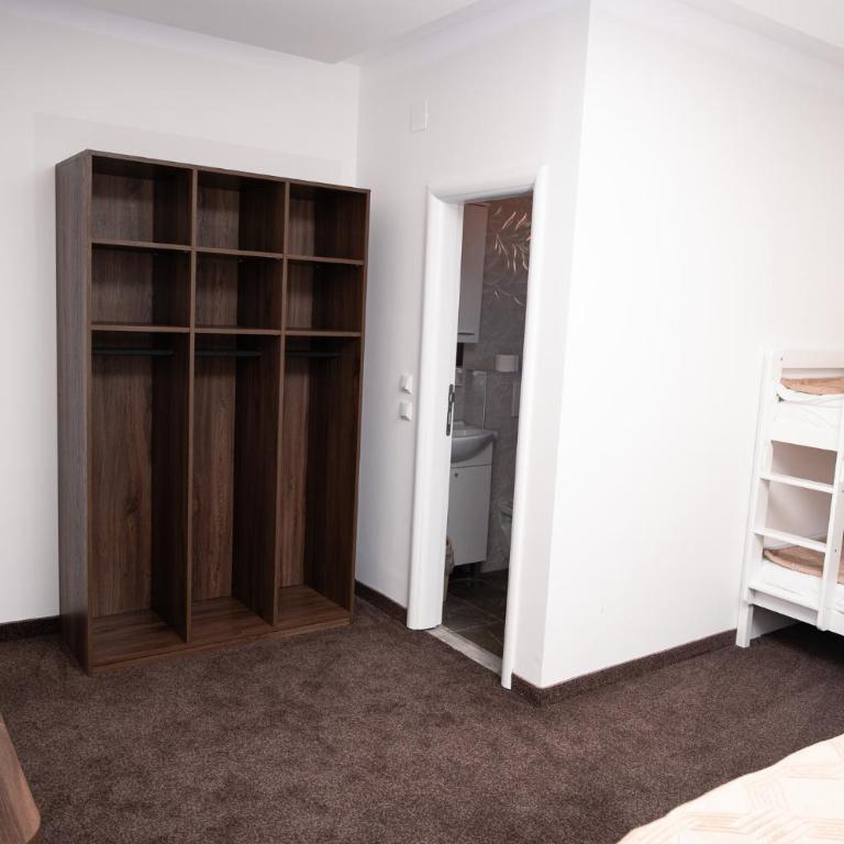 Villa Palma - With Free Parking - Quadruple Room - 8