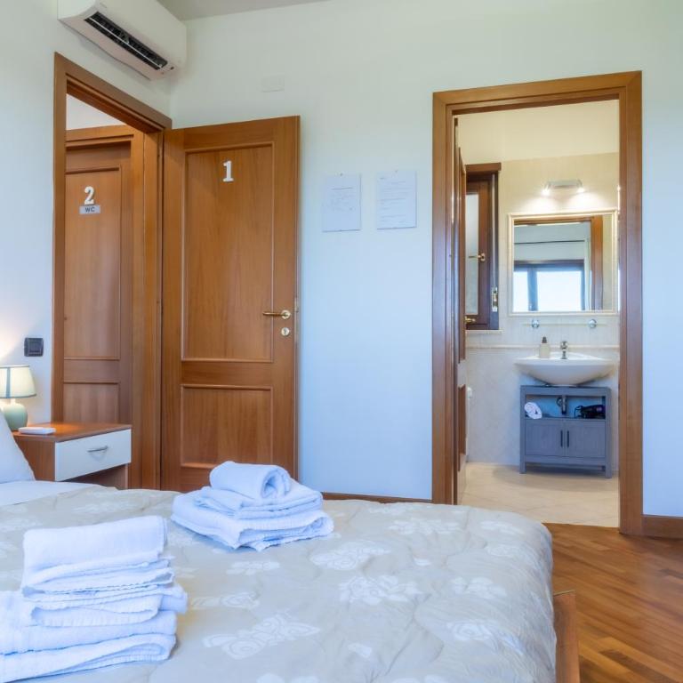 The House Room AEROPORTO FIUMICINO - Camera Matrimoniale con Bagno Privato - 38