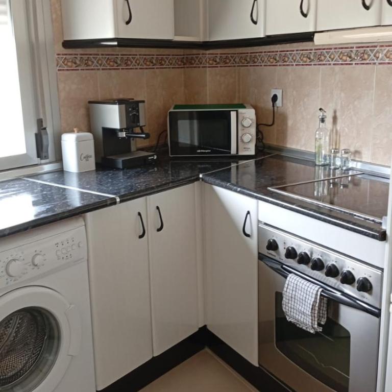 Alojamientos Turísticos Paseo del Cristo Cazorla - Apartamento de 1 dormitorio con terraza - 6