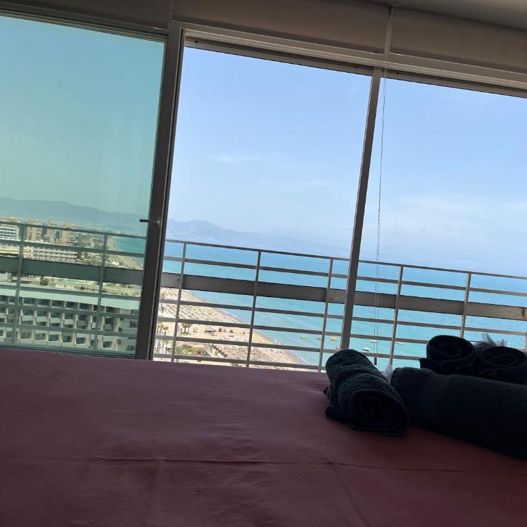 Panoramic Skyline, La Roca Tower- By Lcdsol - Apartamento de 2 dormitorios - 55