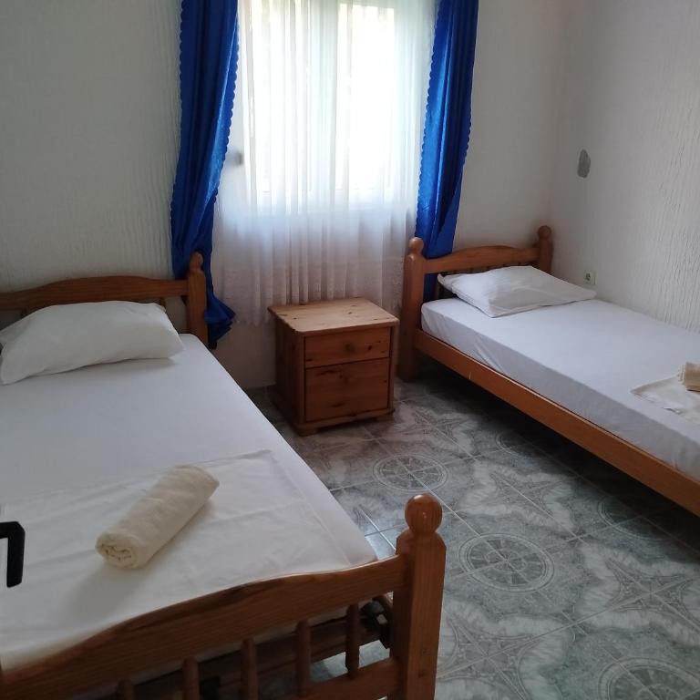Apartmani Maravella - Three-Bedroom Apartment - 1
