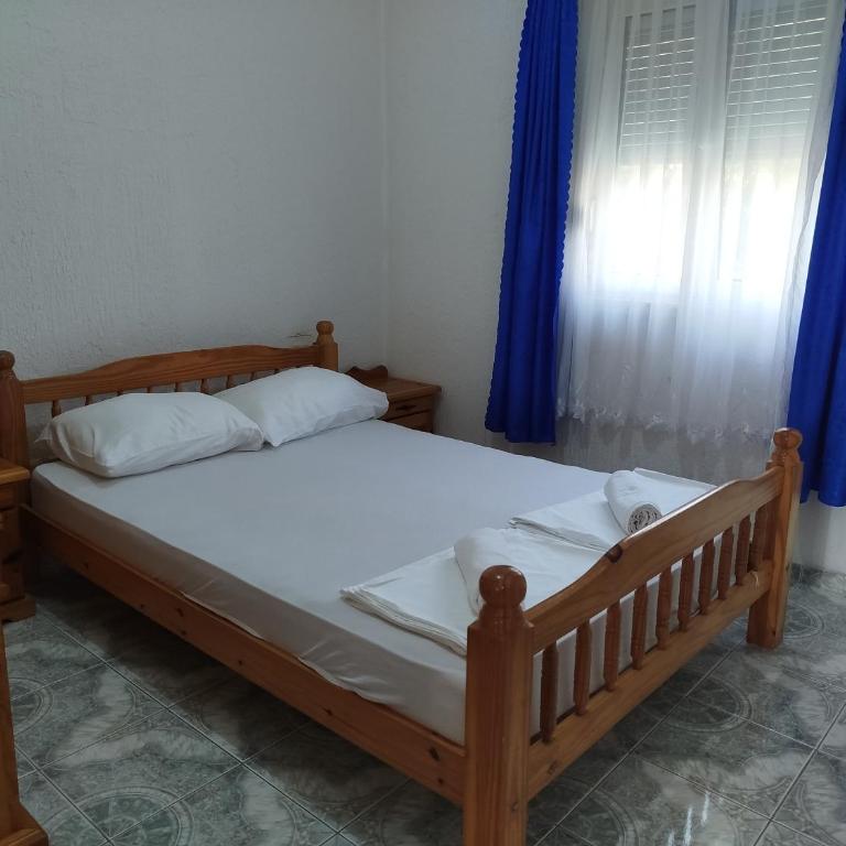 Apartmani Maravella - Three-Bedroom Apartment - 2