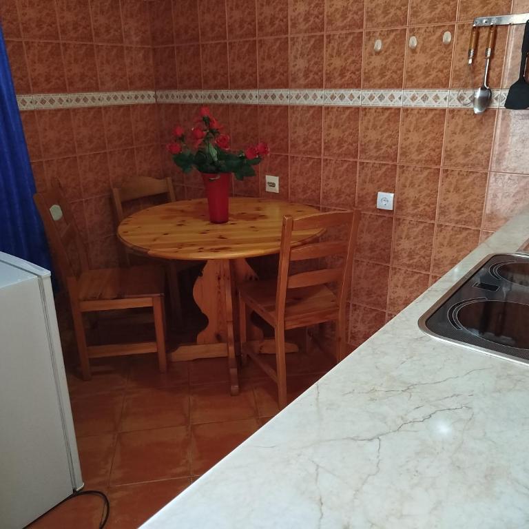 Apartmani Maravella - Three-Bedroom Apartment - 5