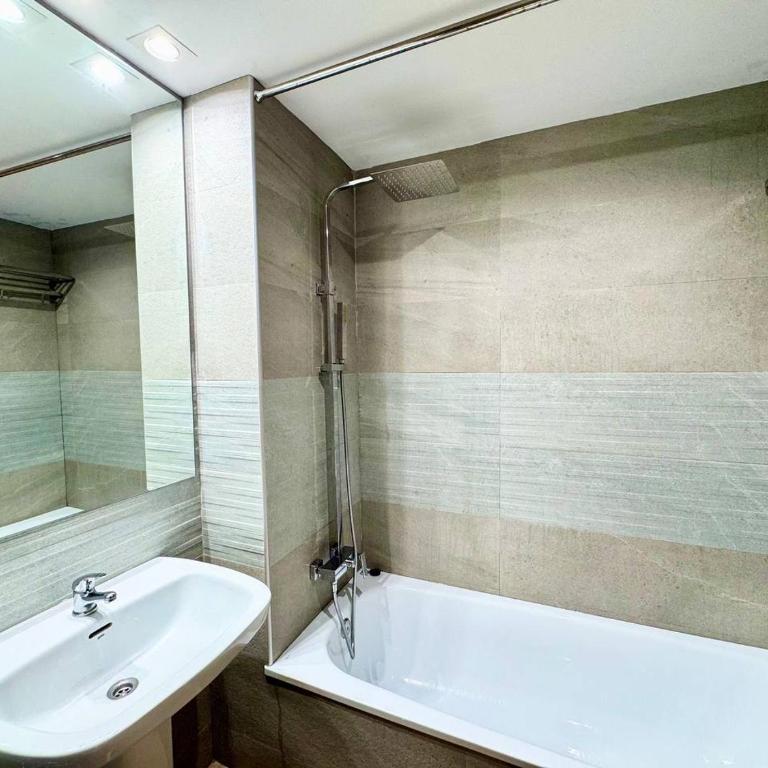 Apartsalou Inter - Apartamento de 1 dormitorio - 8