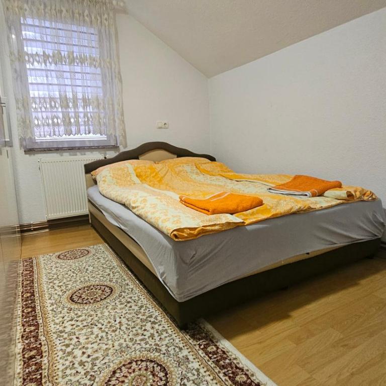 Apartman ADO - Two-Bedroom Apartment - 4