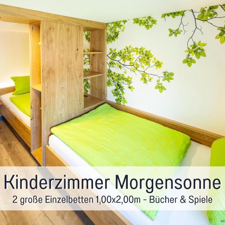 Ferienhof Eger - entspannter Urlaub mit Baby & Kleinkind - wahlweise top modern oder günstige Fewos - ruhig am Ende der Straße - Kälbchen füttern - Traktor fahren - Freie Fahrt mit den Hörnerbahnen in Sommersaison - E-Ladestation - E-bike Verleih ab Hof - Apartment mit 3 Schlafzimmern und Bergblick - 21