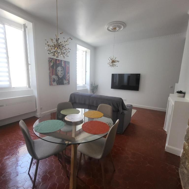 Grand T2 Cours Napoleon B - Appartement 1 Chambre - 27