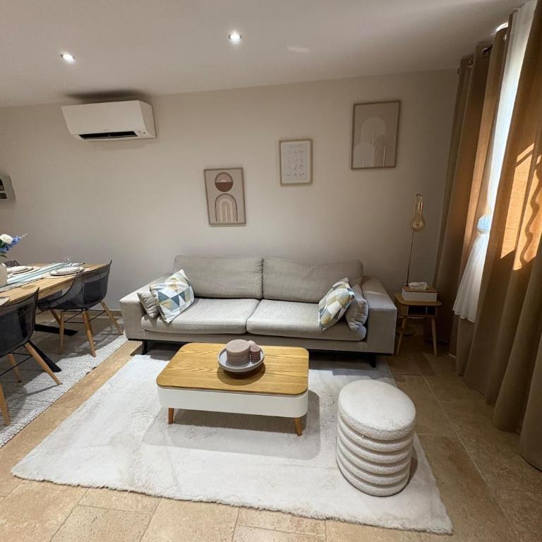 Belle maison avec piscine privative dans une résidence calme et securisee - Villa 3 Chambres - 14