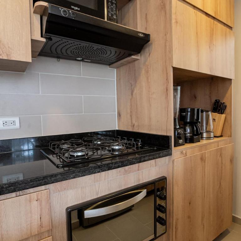 Elegant apt in Laureles The best area in Medellin - One-Bedroom Apartment - 10