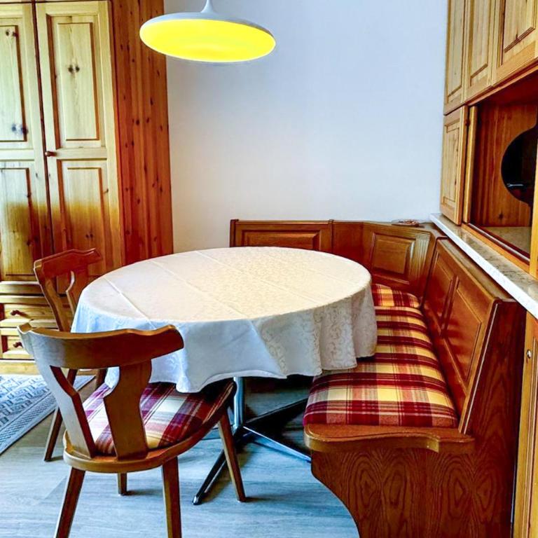 Zentrale Wohnung in St. Moritz mit großem Balkon - Apartment mit 1 Schlafzimmer - 11
