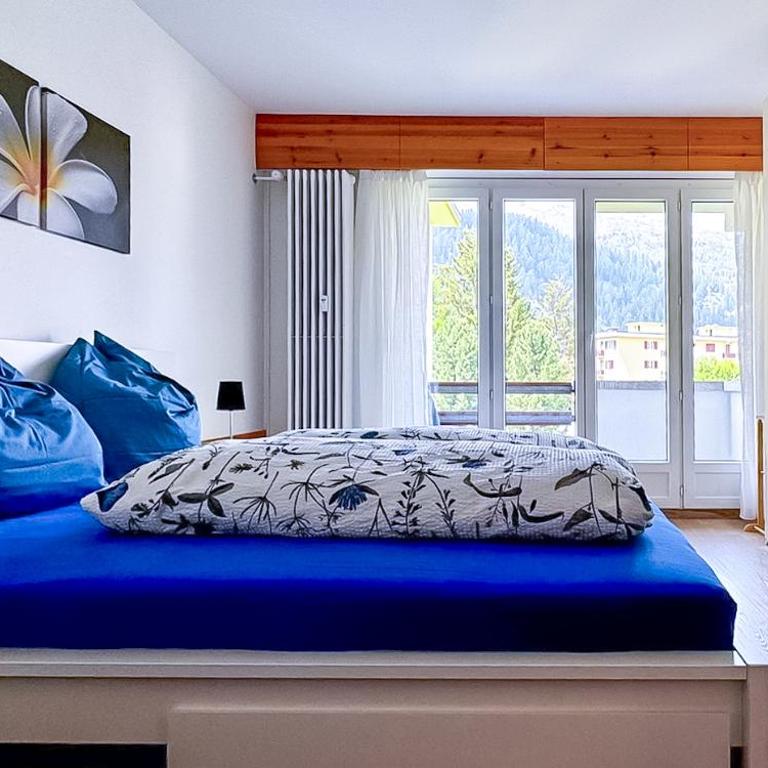 Zentrale Wohnung in St. Moritz mit großem Balkon - Apartment mit 1 Schlafzimmer - 1