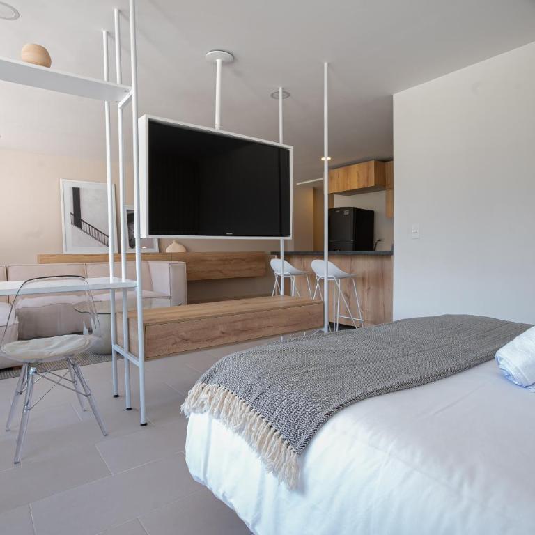 Elegant apt in Laureles The best area in Medellin - One-Bedroom Apartment - 16