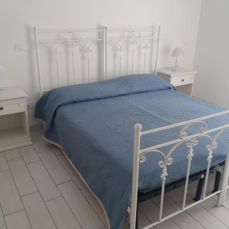 Casa Regina Elena II - Appartamento con 2 Camere da Letto - 1