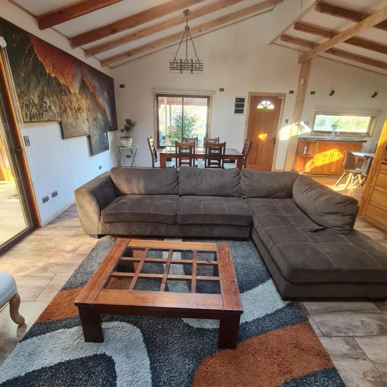 CASA CON TINAJA, PISCINA Y QUINCHO - Pucón - Three-Bedroom Vacation Home - 18
