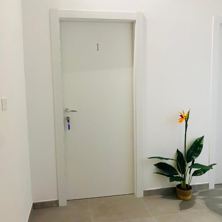 Micrea House Lido Beach - Appartamento con 1 Camera da Letto e Balcone - 1