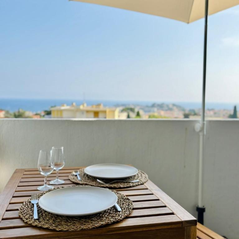 Studio moderne et lumineux avec balcon vue mer à Bandol - Appartement 1 Chambre - 2