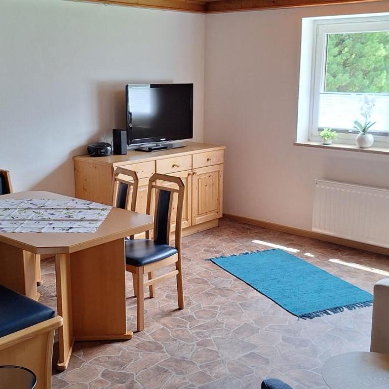Chalet Anna Appartment - Two-Bedroom Apartment with Terrace - 6