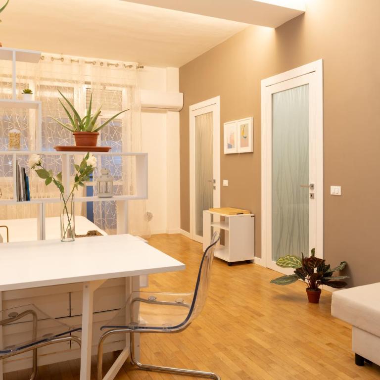 Battisti Flat, near station - One-Bedroom Apartment - 25