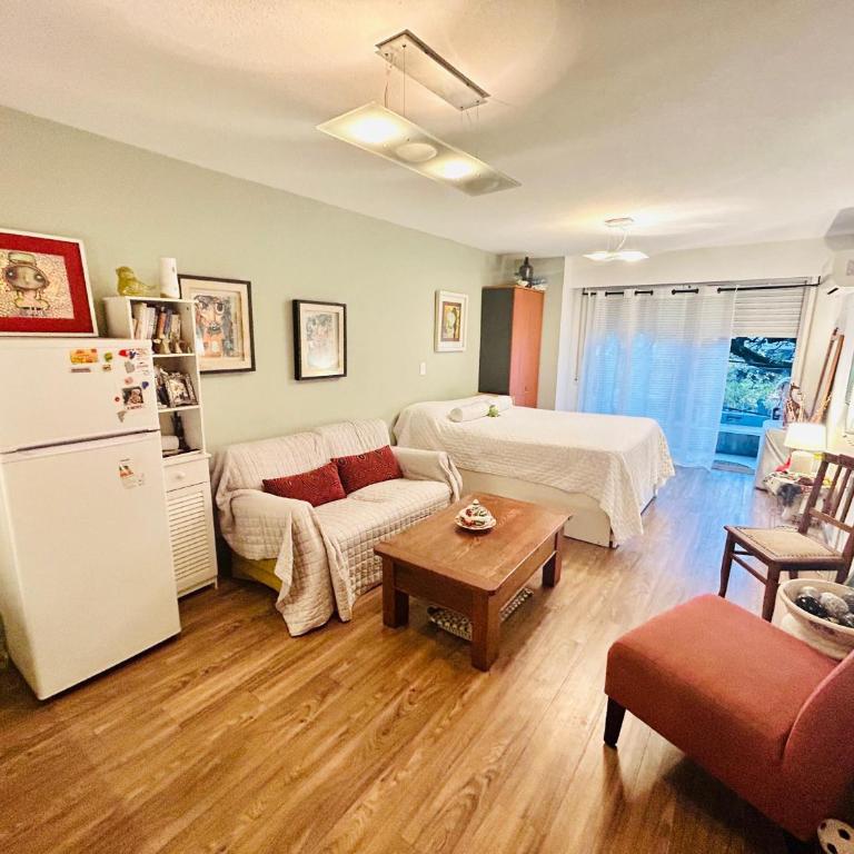 lindo apartamento en pocitos con balcon - One-Bedroom Apartment - 13