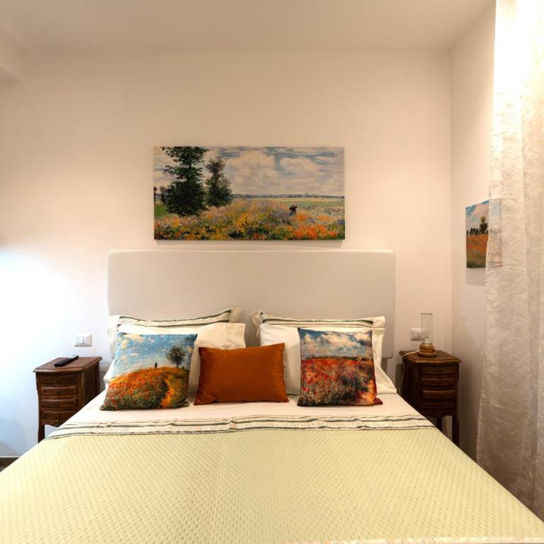 BOHEMIAN PIGNETO RHOME - 2 bdr 2 bath family friendly comfort & elegance - Colosseum at 4 metro stops - Secure & vibrant area, Pigneto metro & historic car free Island at 10 min walk - Easy access to Termini, La Sapienza, Policlinico Umberto I - Appartamento - 9