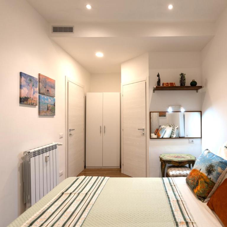 BOHEMIAN PIGNETO RHOME - 2 bdr 2 bath family friendly comfort & elegance - Colosseum at 4 metro stops - Secure & vibrant area, Pigneto metro & historic car free Island at 10 min walk - Easy access to Termini, La Sapienza, Policlinico Umberto I - Appartamento - 11