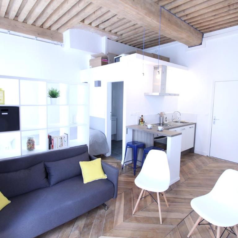 21Royale - Studio Andre Marie Ampere - 1