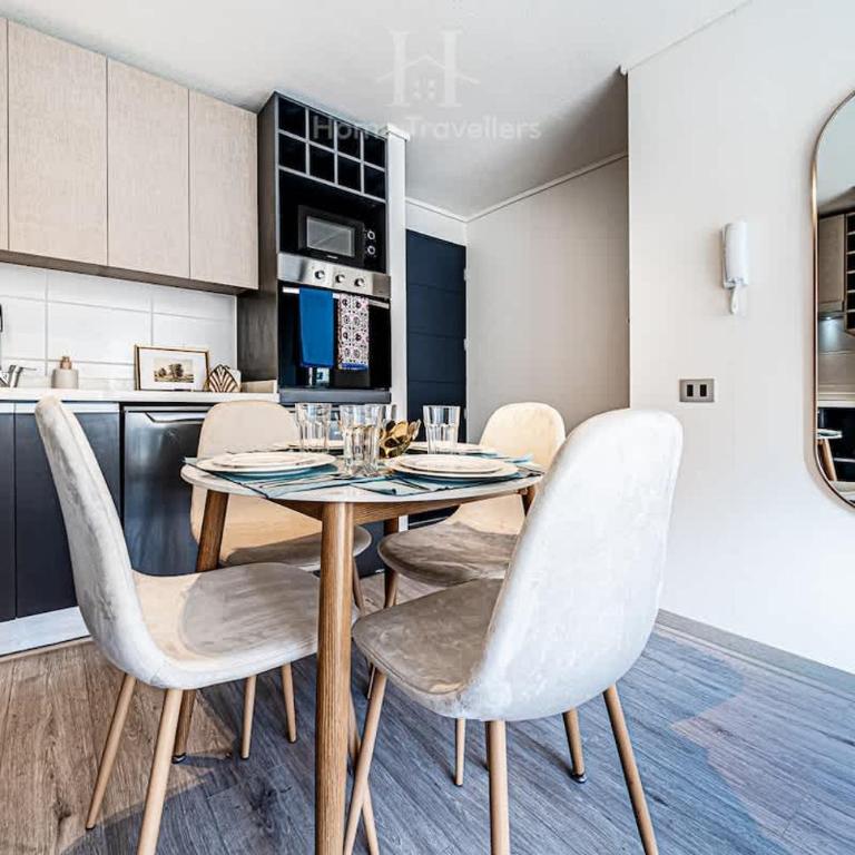 HT 5PAX a pasos del Metro Estac y WIFI - Apartment - 2