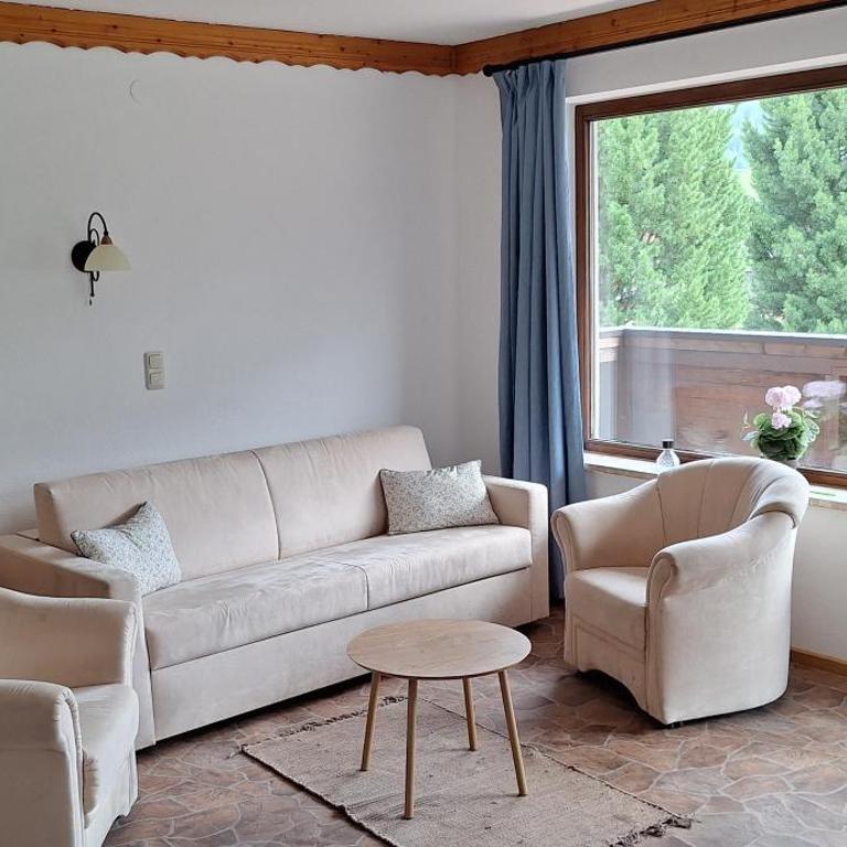 Chalet Anna Appartment - Two-Bedroom Apartment with Balcony and Terrace - 7
