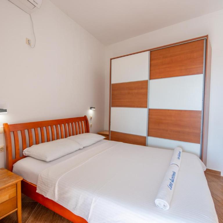 Lana Apartments - Porodična Soba sa Pogledom na More - 2