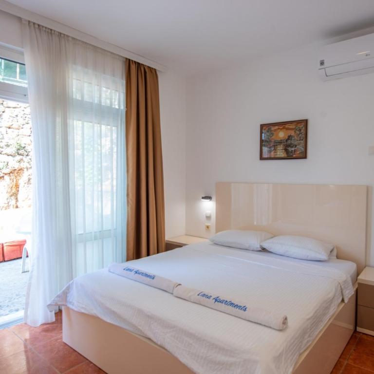 Lana Apartments - Dvokrevetna Soba sa Bračnim Krevetom i Terasom - 2