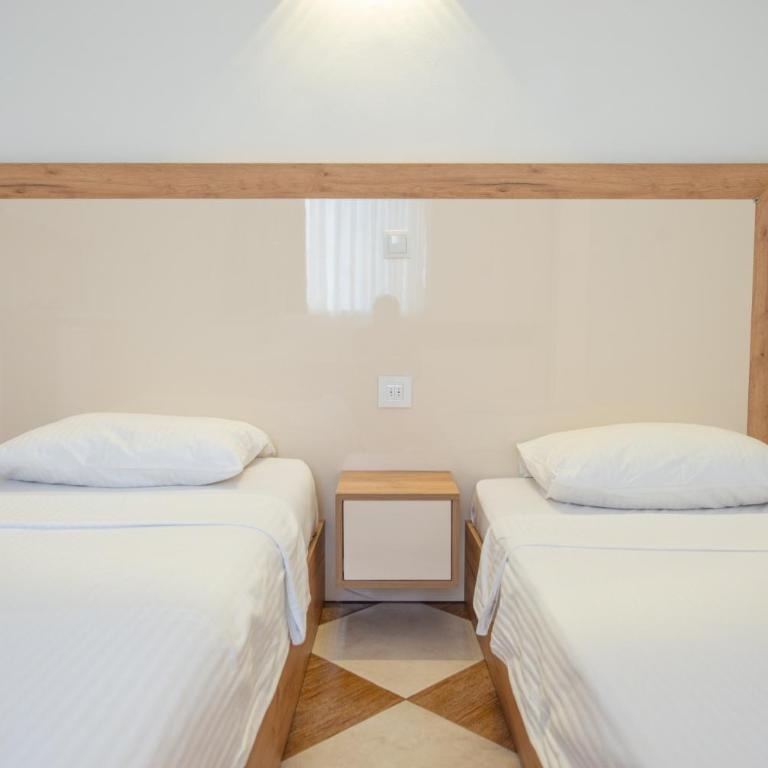 Lana Apartments - Porodična Soba sa Pogledom na More - 2