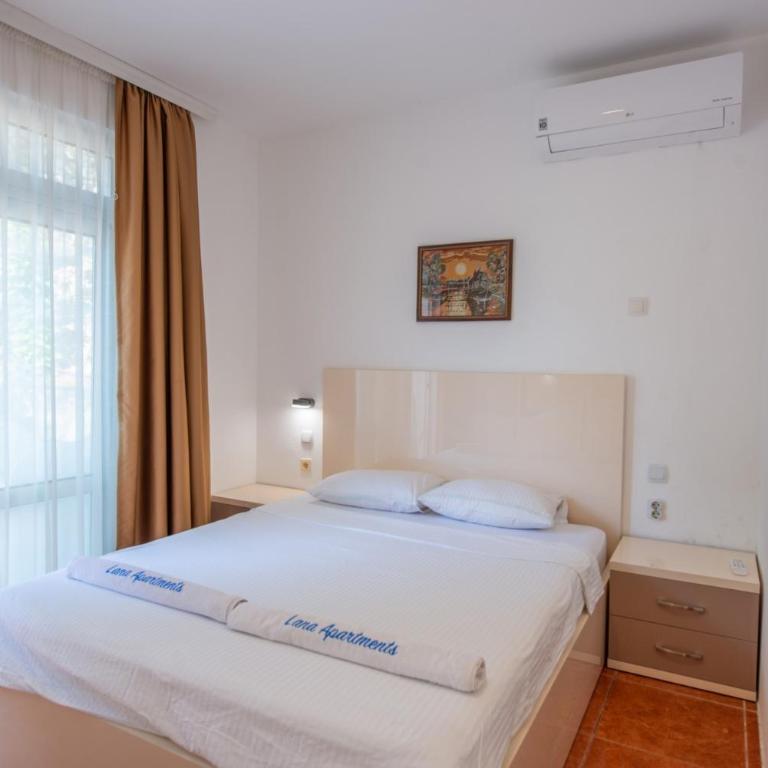Lana Apartments - Dvokrevetna Soba sa Bračnim Krevetom i Terasom - 9
